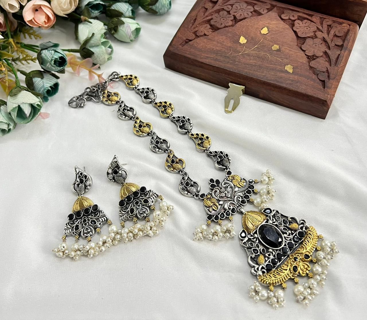 Tattva- Black Metal Set TAT-BM-0003